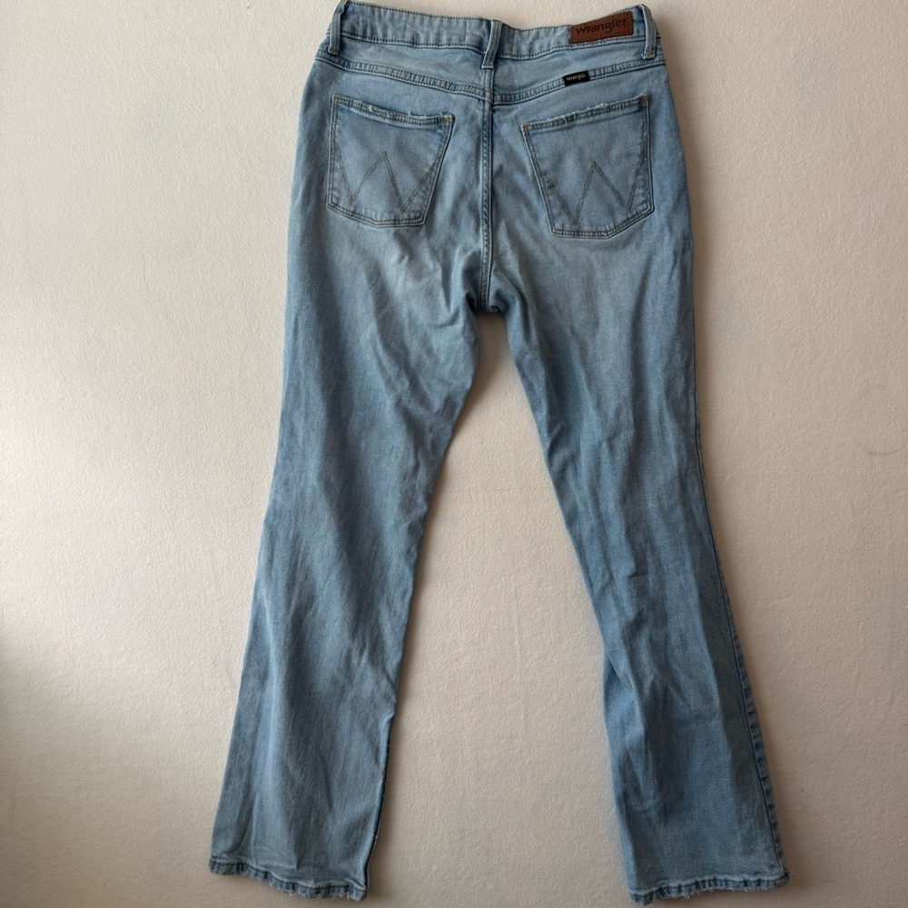 Wrangler Light Blue high-rise bold boot Women's Jeans 27x42 - Picture 3 of 5